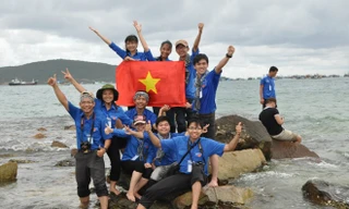 Biển đảo trong mỗi trái tim 