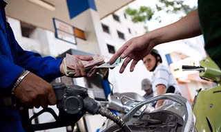 Xăng, dầu đồng loạt giảm giá từ 15h hôm nay