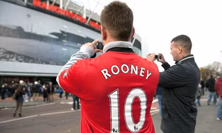 Cổ động viên MU sẽ không được mang những thiết bị công nghệ như iPad vào sân Old Trafford