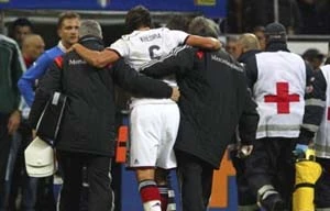 Khedira bị ‘virus FIFA’, Real được bồi thường bao nhiêu?