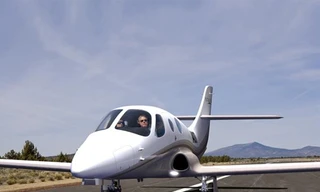 4 chiếc máy bay nhập khẩu về Việt Nam lại gặp vướng