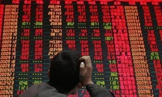 Cổ phiếu vốn hoá lớn nhóm VN30 cũng bị bán tháo trong phiên thị trường lao dốc ngày 9/5 Ảnh: KNB