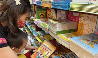 Giá sách giáo khoa sẽ giảm 