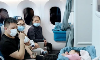 Thêm chuyến bay thứ 3 đón người Việt Nam tại Ukraine về nước