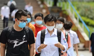 Hơn 11.000 thí sinh sắp đua vào lớp 10 trường THPT chuyên ở Hà Nội 