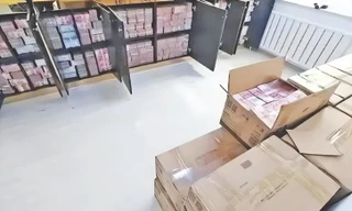 Kỉ lục kinh hoàng của một quan tham Trung Quốc