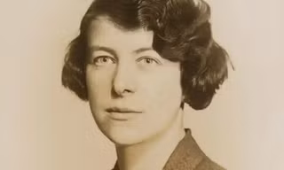 Bà Esther Simpson