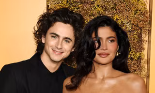 Kylie Jenner chính thức ra mắt bố của Timothée Chalamet, sẽ có đám cưới đầu năm mới?