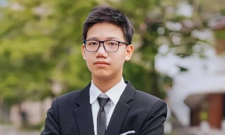 Hoàng Minh Hiếu - thủ khoa môn Toán thi vào 10: Đỗ 3 trường chuyên, là Kiện tướng cờ vua thế giới