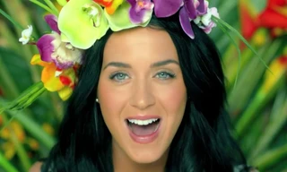 Katy Perry tạo nên kỷ lục mới với 2 MV cán mốc 4 tỷ lượt xem trên YouTube