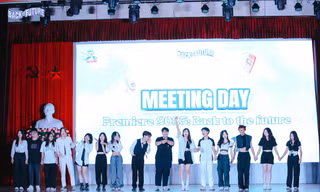 Bùng nổ cảm xúc trong buổi Meeting Day của sinh viên Học viện Báo chí và Tuyên truyền