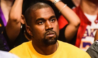 "Đế chế" Kanye West sụp đổ: Tài sản bốc hơi cả tỷ đô, bị đồng nghiệp và vợ cũ ngó lơ
