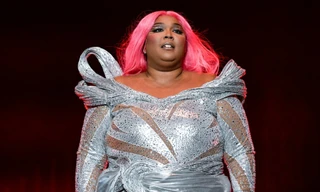 Nổi tiếng vì chống lại nạn body shaming, nay Lizzo lại đuổi việc vũ công vì tăng cân?