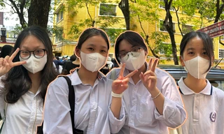 Thi vào lớp 10 THPT chuyên Khoa học Xã hội và Nhân văn: Đề Văn vừa sức, Toán và Tiếng Anh khó