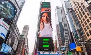 “Nữ hoàng Rap Việt" Suboi lần thứ hai xuất hiện tại Quảng trường Thời đại New York