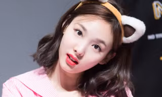 Kinh nghiệm đầy mình như Nayeon (TWICE) mà cũng mắc phải sai lầm này khi dưỡng da