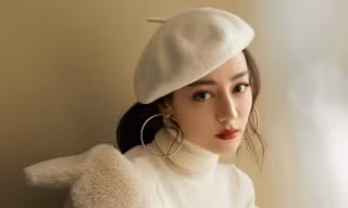 Địch Lệ Nhiệt Ba tự khen mình hết lời nhưng bất ngờ hơn là phản ứng của khán giả