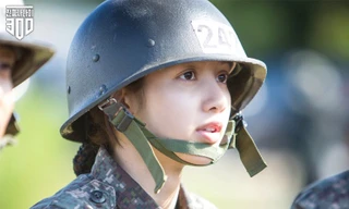 Nhìn lại Lisa (BLACKPINK) trong “Sao Nhập Ngũ” bản Hàn: Mặt mộc xinh xỉu, sức khỏe vô biên