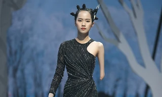 Người mẫu khuyết tay hay chuyện cô bạn 16 tuổi yêu thương cơ thể không hoàn hảo của mình