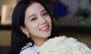Netizen phẫn nộ khi biết Jisoo (BLACKPINK) khi còn bé đã bị họ hàng đối xử như thế này
