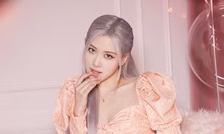 Làm đại sứ toàn cầu cho nhãn hàng lớn mà Rosé (BLACKPINK) lại bị hãng nhỏ bỏ quên
