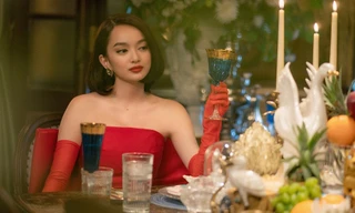 Đâu chỉ hào nhoáng vương giả, “Gái Già Lắm Chiêu V” còn giúp bạn hiểu hơn về văn hóa Việt