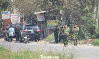 Lực lượng công an làm nhiệm vụ tại hiện trường