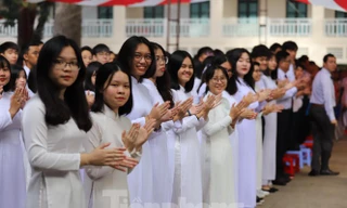 Hơn 73.000 học sinh khối 12 cả hai hệ giáo dục phổ thông và giáo dục thường xuyên của TPHCM sẽ quay trở lại trường học vào sáng thứ 2 (ngày 9/3)