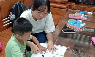 Giáo viên 'nháo nhào' đăng ký dạy thêm