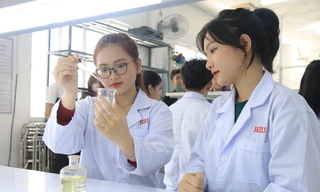 Hai trường đại học đầu tiên công bố điểm sàn khối ngành sức khỏe và đào tạo giáo viên