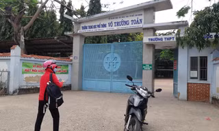 Trường THPT Võ Trường Toản, quận 12, TPHCM nơi đang xảy ra vụ việc