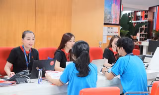 Nhiều đại học tại TPHCM công bố điểm chuẩn: Chênh lệch lớn giữa các ngành học 