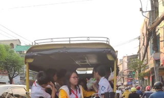 Hiểm họa từ những chiếc xe hoán đổi dùng để đưa đón học sinh có thể đến bất cứ lúc nào
