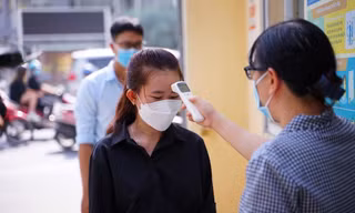 Nhiều trường bắt đầu cho sinh viên học viên đến trường học trực tiếp từ hôm nay 20/12