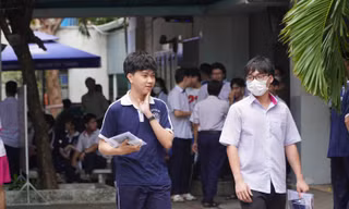 Điểm chuẩn trúng tuyển Trường ĐH Khoa học tự nhiên có ngành 10/10