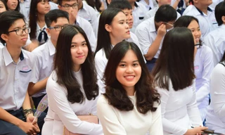 Bị phản ứng, ĐH Sư phạm TPHCM bỏ điều kiện tuyển thí sinh trên 1m50 