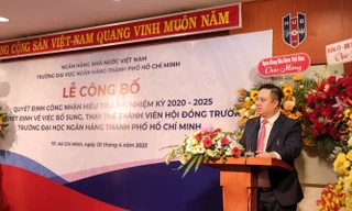 Sau một năm trống vắng, trường ĐH Ngân hàng TPHCM chính thức có hiệu trưởng