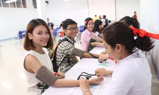 Sinh viên Văn Hiến háo hức đăng ký tham gia Chủ nhật Đỏ 2018