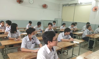 Thí sinh dự thi lớp 10 tại điểm thi trường THCS Trần Văn Ơn, quận 1, TPHCM