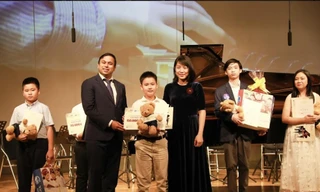 1 tỷ đồng vinh danh, nuôi dưỡng tài năng nhí lĩnh vực piano