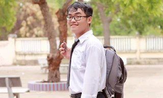 Thủ khoa được tài trợ học bổng toàn phần