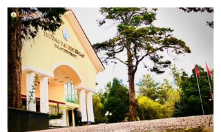 Đẹp mê hồn bộ ảnh về trường ĐH Đà Lạt của chàng Bí thư Đoàn trường