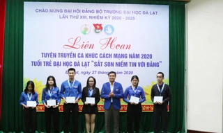 “Liên hoan tuyên truyền ca khúc cách mạng năm 2020” thu hút hơn 400 sinh viên 
