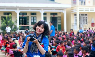 Cô sinh viên mê tình nguyện