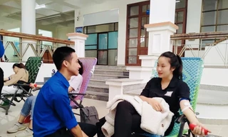 300 sinh viên trường ĐH Đà Lạt tham gia “Ngày hội hiến máu”