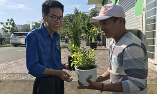 “Màu áo xanh” ra quân bảo vệ môi trường 