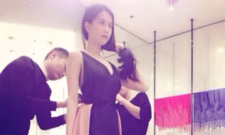 Ngọc Trinh chi gần nửa tỷ đồng mua váy hiệu