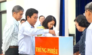 TPHCM đã tổ chức hội nghị hiệp thương lần thứ 3 để lựa chọn, lập danh sách 38 người người đủ tiêu chuẩn ứng cử đại biểu Quốc hội khoá XV. Ảnh Chang Chang