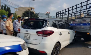 Tận thấy CSGT Long An truy đuổi ‘xe điên’ như phim