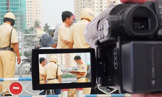 Công khai kế hoạch để người dân 'giám sát CSGT'